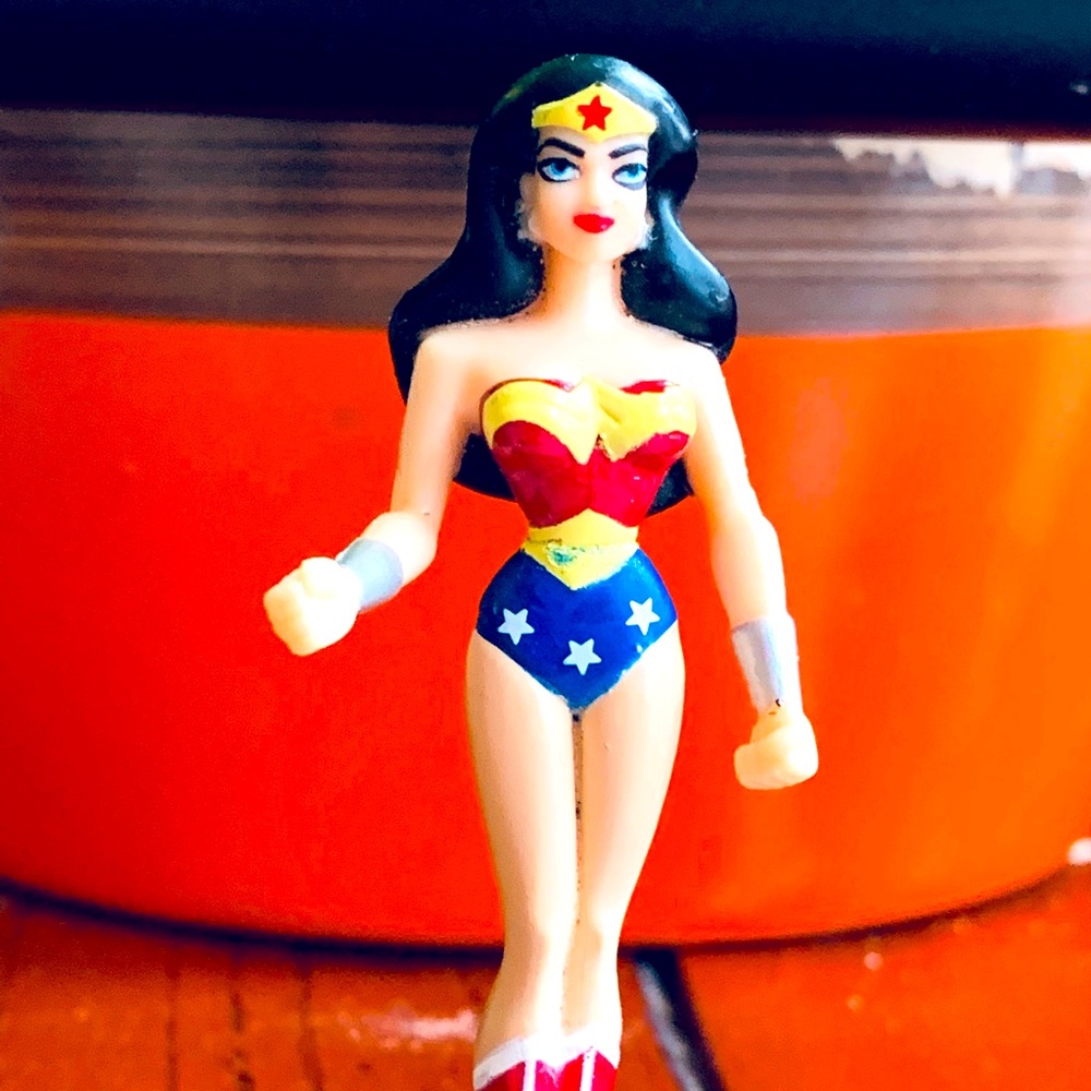 Meet your Posher, Chax